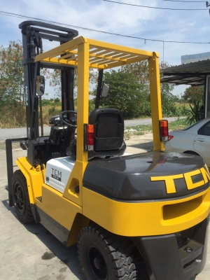 ขายรถนำเข้า TCM ขนาด3.0ตัน ดีเซล เกียร์ออร์โต้ ยก4เมตร