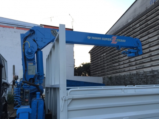 ขาย10ล้อฮีโน่ติดเครนราคาถูกสนใจโทร081-9441107ชลบุรีครับ