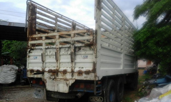 ขาย MITSUBISHI FN225K เครื่อง6D15 เทอร์โบว์ กะบะเหล็ก