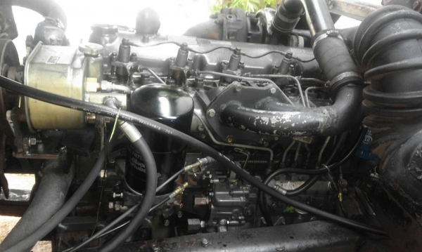 ขาย MITSUBISHI FN225K เครื่อง6D15 เทอร์โบว์ กะบะเหล็ก