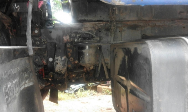 ขาย MITSUBISHI FN225K เครื่อง6D15 เทอร์โบว์ กะบะเหล็ก