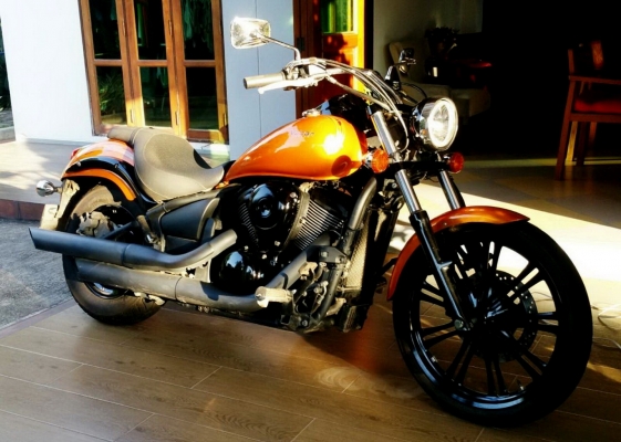 ขาย Kawasaki Vulcan 900 รถทะเบียนแท้ออกศูนย์