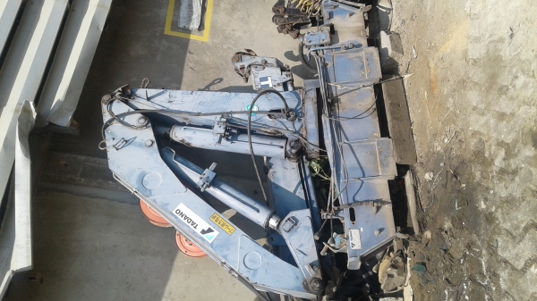 ขายเครนติดรถบรรทุก 4 ตัน