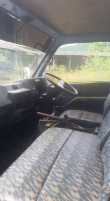 ขายรถอีชุซูุ6ล้อดั็ม เครื่อง120แรง พวงมาลัยเพราเวอร์  มีสะโล สนใจโทร 0882695902 คุณธีรวุฒิ