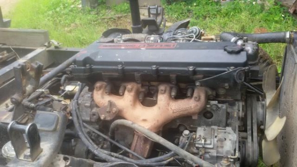 ขายรถอีชุซูุ6ล้อดั็ม เครื่อง120แรง พวงมาลัยเพราเวอร์  มีสะโล สนใจโทร 0882695902 คุณธีรวุฒิ