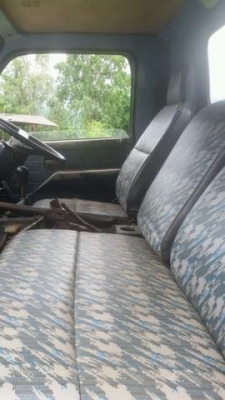 ขายรถอีชุซูุ6ล้อดั็ม เครื่อง120แรง พวงมาลัยเพราเวอร์  มีสะโล สนใจโทร 0882695902 คุณธีรวุฒิ