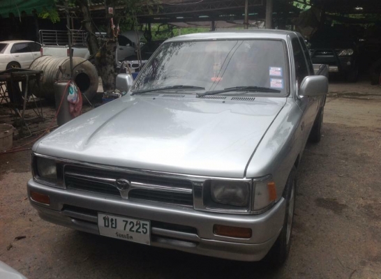 ขายโตโยต้าไมตี้เอ็กซ์ แค๊ป ปี 96 เครื่องดีเซล 2500 พวงมาลัยพาวเวอร์รถสวยเดิมๆไม่มีชน