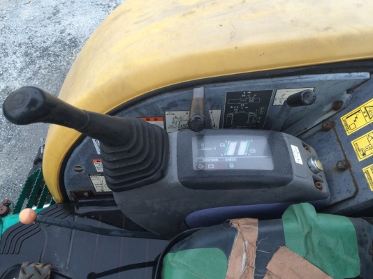 KOMATSU PC30MR เก่าญี่ปุ่น พร้อมใช้งาน โทร.090-986-2521 อ๊อบ