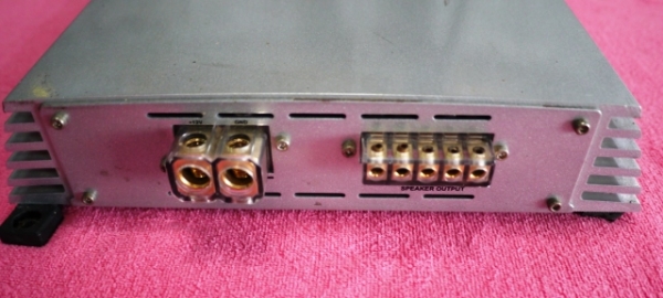 AudioBuilder สัญชาติอเมริกา แอมป์คลาส D 1,700W. แนว นุ่ม หนักแน่น เบสกระชับ สภาพสวยมาก 6,800 by JIKKO