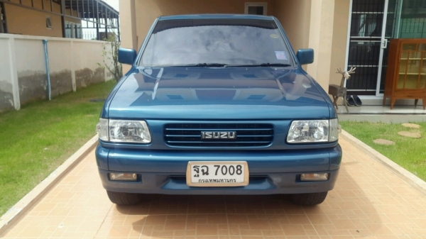 ISUZU Cameo 1995 มือเดียวป้ายแดง ISUZU Cameo 1995 มือเดียวป้ายแดง