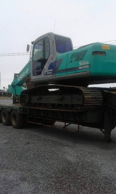 ขายรถขุด แบคโค SK200 Super YN10 รถสวยสภาพดีมาก ใช้งานน้อย ช่วงล่างดี เอวแน่น แอร์เย็น เอกสารถูกต้อง เล่มทะเบียนพร้อมโอน ราคา1,650,000 สนใจโทร 090-8588220คุณนะ 093-3258446คุณบิว หรือเข้าดูสินค้าอื่นๆได้ที่ www.narong2truck.com หรือ www.truck.in.th/498 หรือ