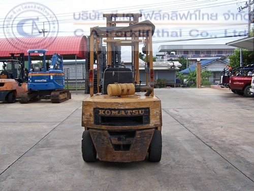 ขาย รถโฟล์คลิฟท์ KOMATSU รุ่น FD25-10
