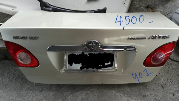 ฝาท้าย ครบเซท altis ปี 02  สภาพนางฟ้าลงมาเกิด