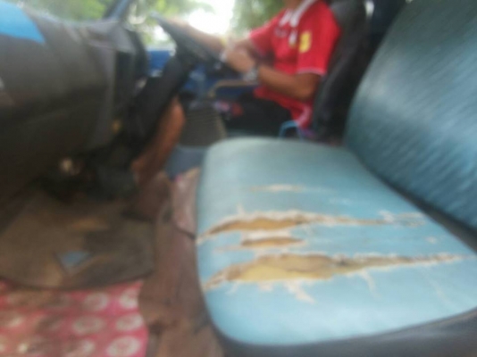 ขายรถ6ล้อ 115แรง ยาว4.30เมตร เครื่องดี แคชซีสวย มีเหล็กข้างเสริม สภาพพร้อมใช้งาน เอกสารถูกต้อง เล่มทะเบียนพร้อมโอน ราคา250,000 สนใจโทร 090-8588220คุณนะ 093-3258446คุณบิว หรือเข้าดูสินค้าอื่นๆได้ที่ www.narong2truck.com หรือ www.truck.in.th/498 หรือเพจFace