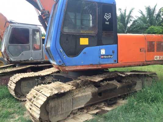 รถแบคโฮ HITACHl  EX 200 - 2. , ( มีขาย 2 คัน. )     สนใจติดต่อ  081 - 6079515