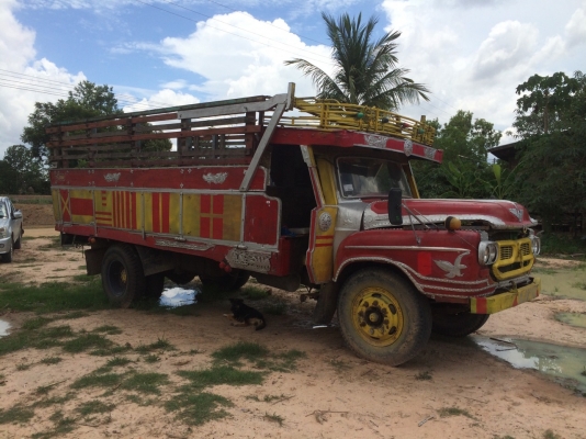 ขายหกล้อหัวยาวเครื่องอีซูซุราคา95000บาทครับ