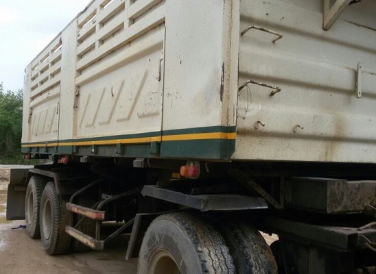 สิบล้อ ฮีโน่ 344ปี56ซีรี500 แม่ลูก3คาน ดั้มสามมิต สภาพดีสวยเดิมๆพร้อมใช้ ทะเบียนพร้อมโอน ขายราคา 2,750,000บ รถสวยๆน่าใช้