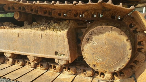 ขายรถแบคโค SK200-3 เครื่องดี ปั้มดี สภาพใช้งานได้ ในราคา 600000 บาท ต่อรองได้คะ