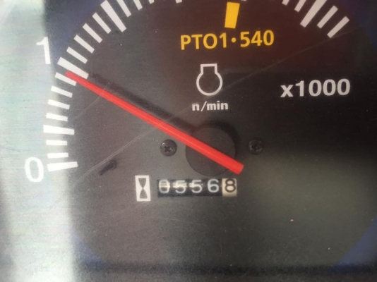 ขายรถไถคูโบต้า L3608 ใช้งาน 500 ชั่วโมง อุปกรณ์พร้อม เล่มทะเบียนครบ สนใจโทร 081-9136451 คุนโบว์