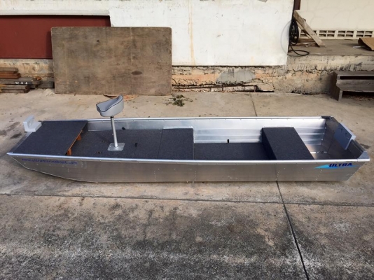 เรือท้องแบนขนาด 12 ฟุตสั่งปูบาส สวยๆครับ