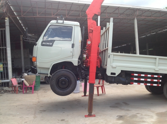 ขอบคุณเสือ TRUCK2HANDเครนเก่านอก 4 ปอก 3 ชัก ขาสูง พร้อมใช้