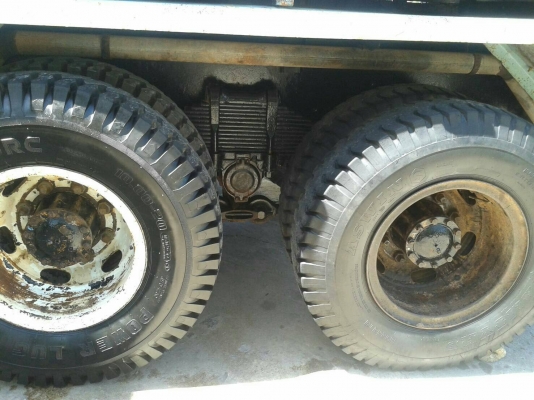 รถอีซูซุ 10 ล้อดั้ม FXZ  240 แรงม้า. ปี 37. , ( * ขาวทำฟ้า. )    สนใจติดต่อ  081 - 6079515