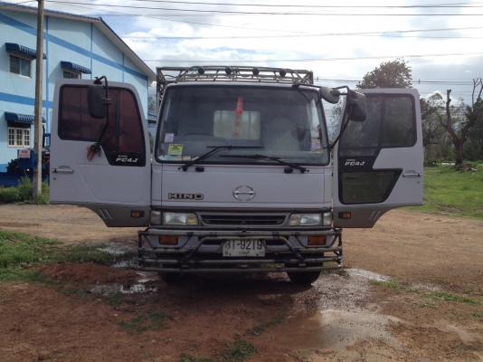 ขายรถบรรทุก 6 ล้อ Hino FC4J ปี43 สภาพสวย คัดซีสวย