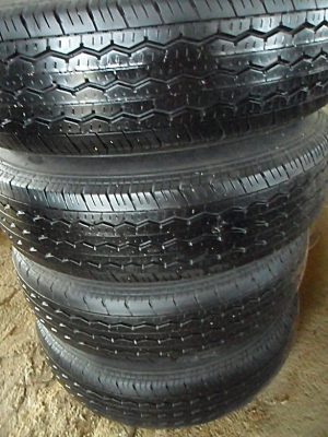 แม็กขอบ15แท้ 6รู139+ยางกระบะ บริดสโตน ดอกหนา80\% ลงพื้นปี13 (4ล้อ5,500)