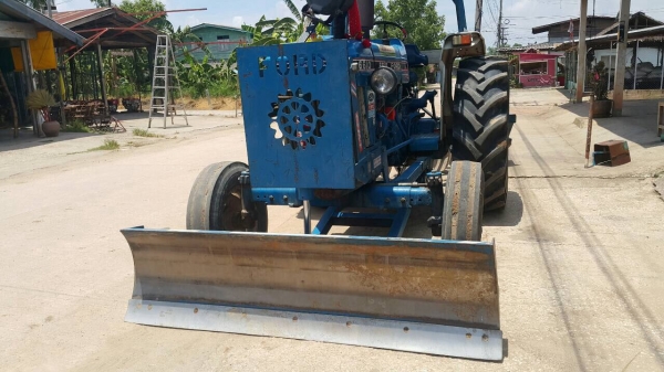 ขายรถไถ6600เสื้อลายรถสวยใช้งานน้อยใบมีดCMTผานหลังKHLเครื่องดีไฮโดลิกดีทะเบียนพร้อมราคา430,000ต่อรองได้คับ ขายรถไถ6600เสื้อลายรถสวยใช้งานน้อยใบมีดCMTผานหลังKHLเครื่องดีไฮโดลิกดีทะเบียนพร้อมราคา430,000ต่อรองได้คับ