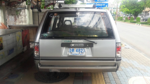 ISUZU แวน ปี94 วาง2เจ ออโต้ ขับดี พร้อมใช้ ISUZU แวน ปี94 วาง2เจ ออโต้ ขับดี พร้อมใช้