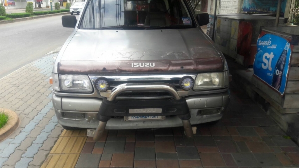 ISUZU แวน ปี94 วาง2เจ ออโต้ ขับดี พร้อมใช้ ISUZU แวน ปี94 วาง2เจ ออโต้ ขับดี พร้อมใช้