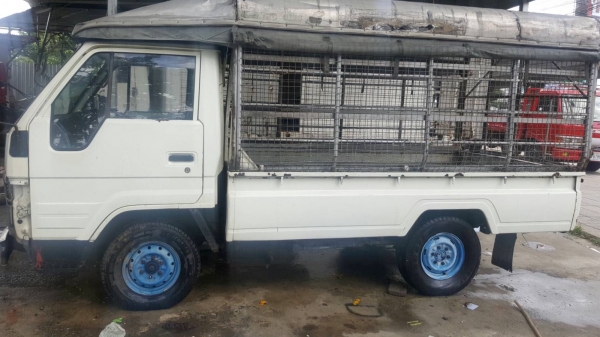 ถูกสุดๆรถบรรทุก4ล้อไม่ติดเวลาขับดีบรรทุกได้เยอะภาษีไม่ขาดเล่มทะเบียนพร้อมสอบถามได้ครับ