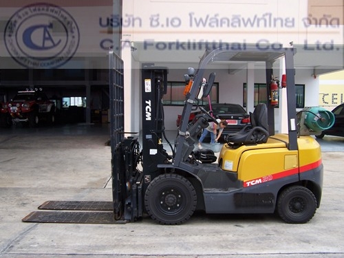 ขาย รถโฟล์คลิฟท์ TCM รุ่น FG20T3