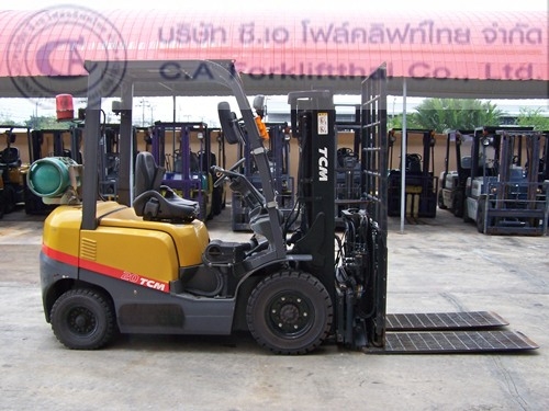 ขาย รถโฟล์คลิฟท์ TCM รุ่น FG20T3