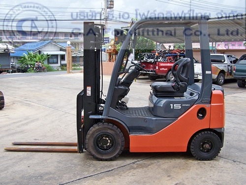 ขาย รถโฟล์คลิฟท์ TOYOTA รุ่น 8FD15(2)