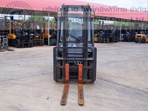 ขาย รถโฟล์คลิฟท์ TOYOTA รุ่น 8FD15(2)