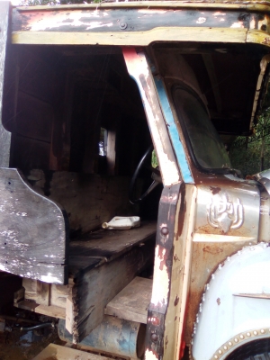 ขายสิบล้อหัวยาวท้ายลาดอีซูซุราคา155000บาท