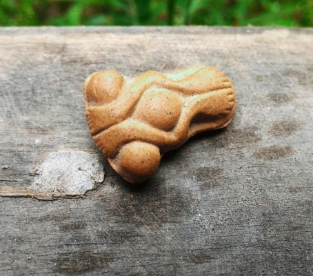 พระปิดตา สวยๆ เนื้อดินเผา มีองค์เดียว