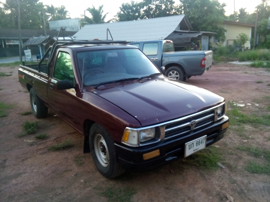 ขายรถกระบะตอนเดียวโตโย้ต้าไมตี้เอ็ก  ปี92  พร้อมใช้งาน เล่มติดมือ..