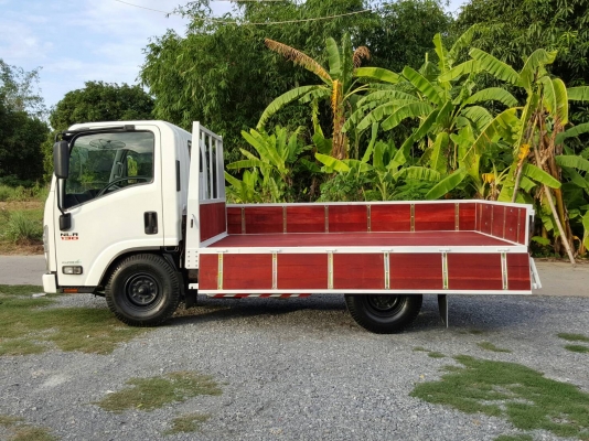 รถห้างมือเดียว (ELF NLR 130 กะบะใหม่) ทะเบียนไม่ติดเวลา