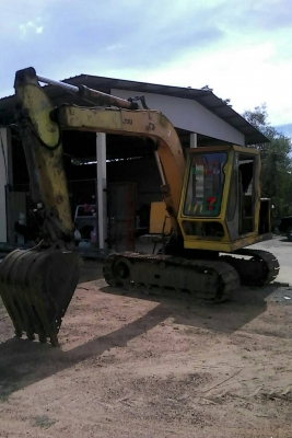 รถแบคโฮ