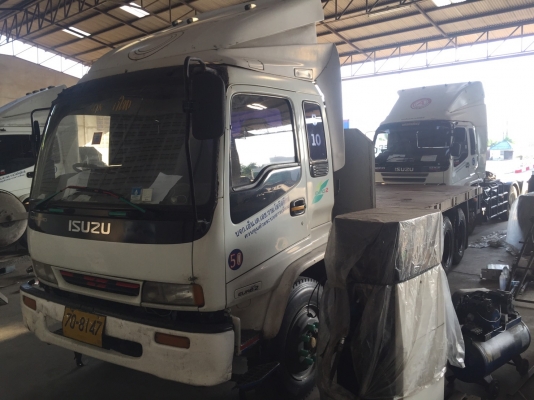 ขาย อีซูซุ 200 กะบะพื้นเรียบ ยาว 6.5 มีสองคัน