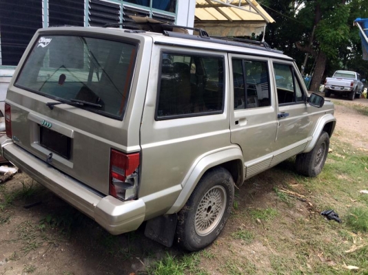 ขาย Jeep ตามสภาพ ไม่มีเครื่อง ไม่มีเอกสาร ขาย Jeep ตามสภาพ ไม่มีเครื่อง ไม่มีเอกสาร