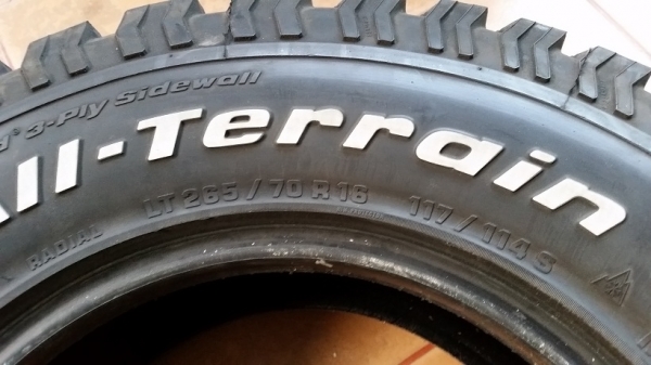 ขายยาง ฺBF ALL-Terrain 265 70 R16 ครับ