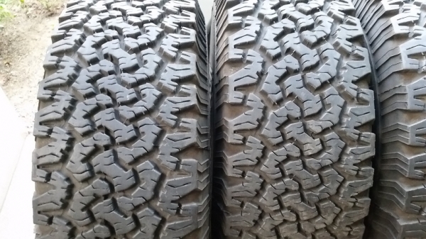 ขายยาง ฺBF ALL-Terrain 265 70 R16 ครับ