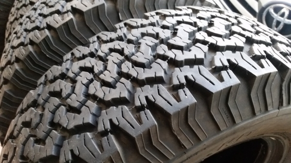 ขายยาง ฺBF ALL-Terrain 265 70 R16 ครับ