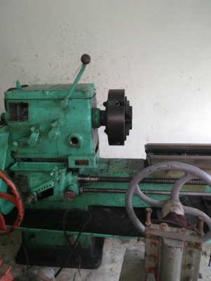 ขายกลึง8ฟุตญี่ปุ่นคอลึกมี3จับ4จับพร้อมราคาเบาๆครับ