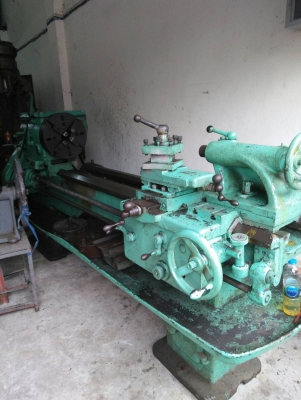 ขายกลึง8ฟุตญี่ปุ่นคอลึกมี3จับ4จับพร้อมราคาเบาๆครับ