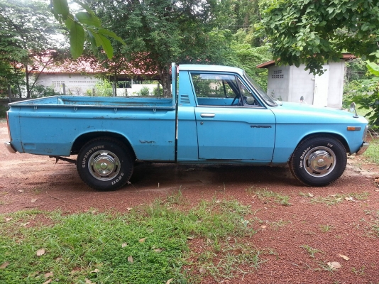 ขายisuzu faster kb20 ปี 2519 สวยมากๆ ขายisuzu faster kb20 ปี 2519 สวยมากๆ