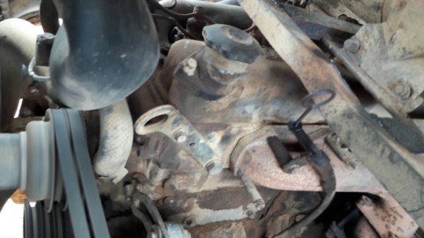 ขาย เทนเลอร์ 10 ล้อ หัวยาว เพลาเดียว เฟืองท้ายใหญ เครื่อง 6BD1 165 แรงม้า เกียร์ร็อคกี้ เบรคลมดัน คัสซีสวย เล่มทะเบียนครบพร้อมโอน